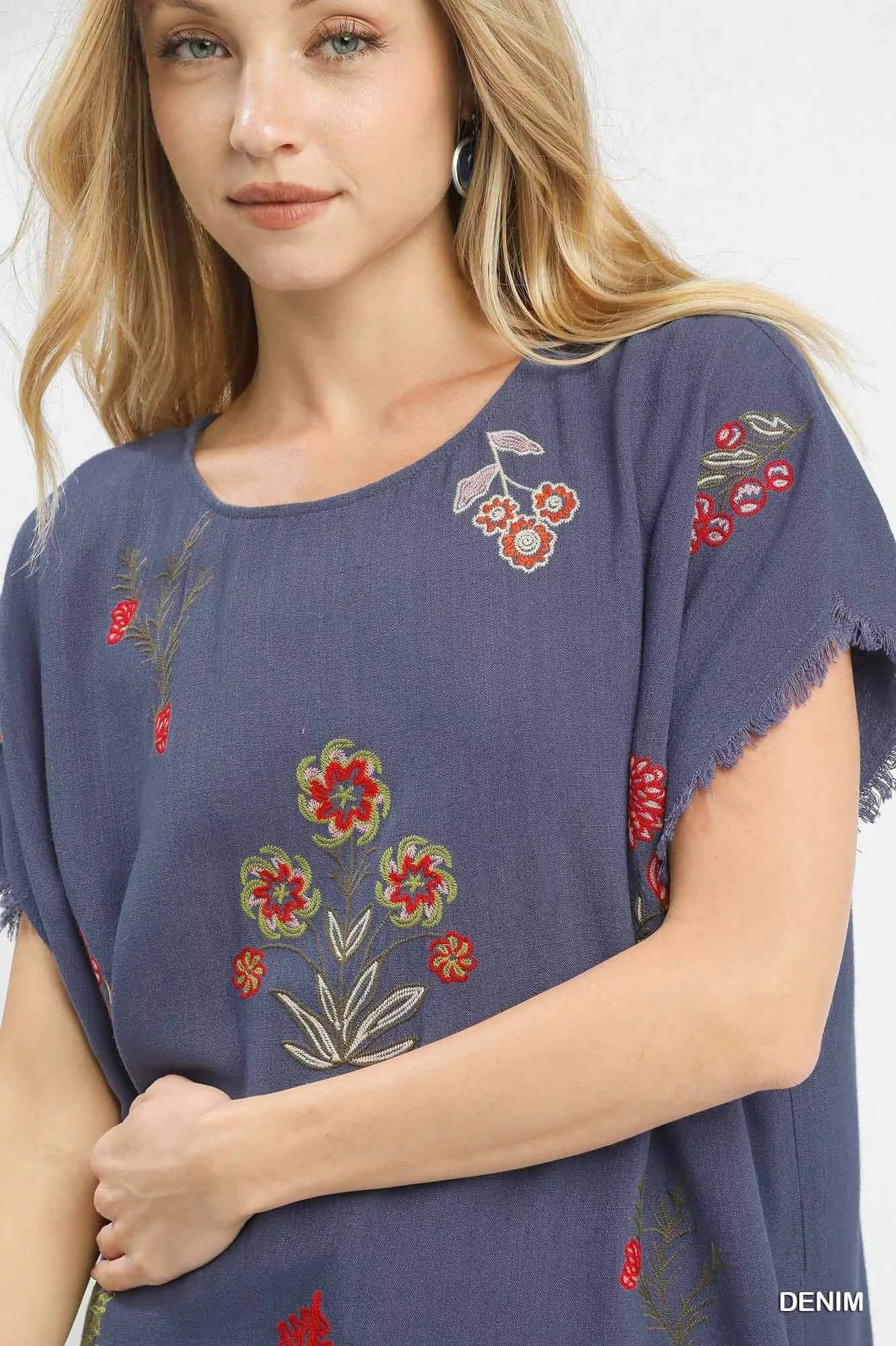 Umgee Linen Blend Embroidered Frayed Hem Top - Bitsy Gypsy Boutique