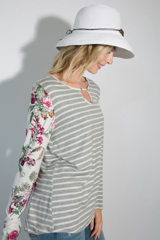 STRIPE FLORAL MIXED KEY HOLE ROUND NECK TUNIC TOP