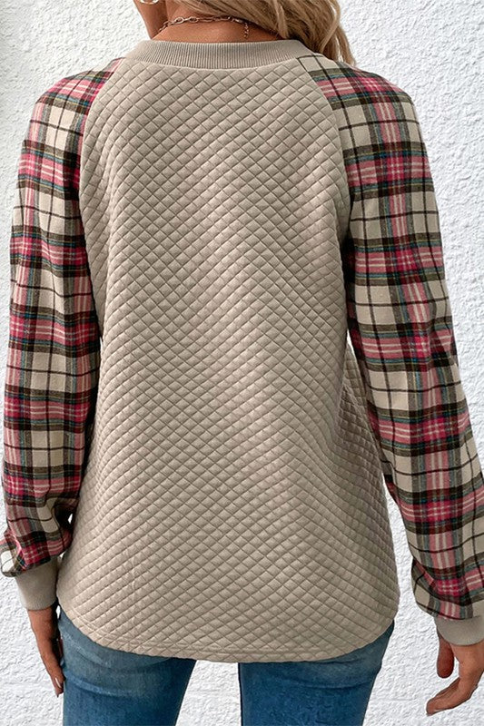 Quilted plaid accent sweatshirt pull over