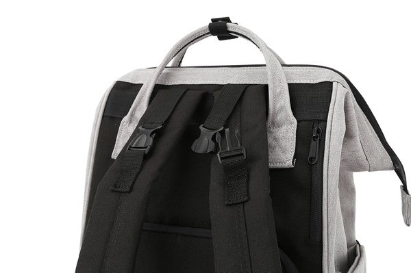 TRAVEL BACKPACK MULTIPLE PICKET DESIGN