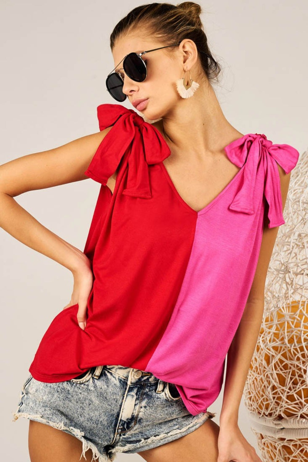 Shoulder Ribbon Tied Contrast Tank