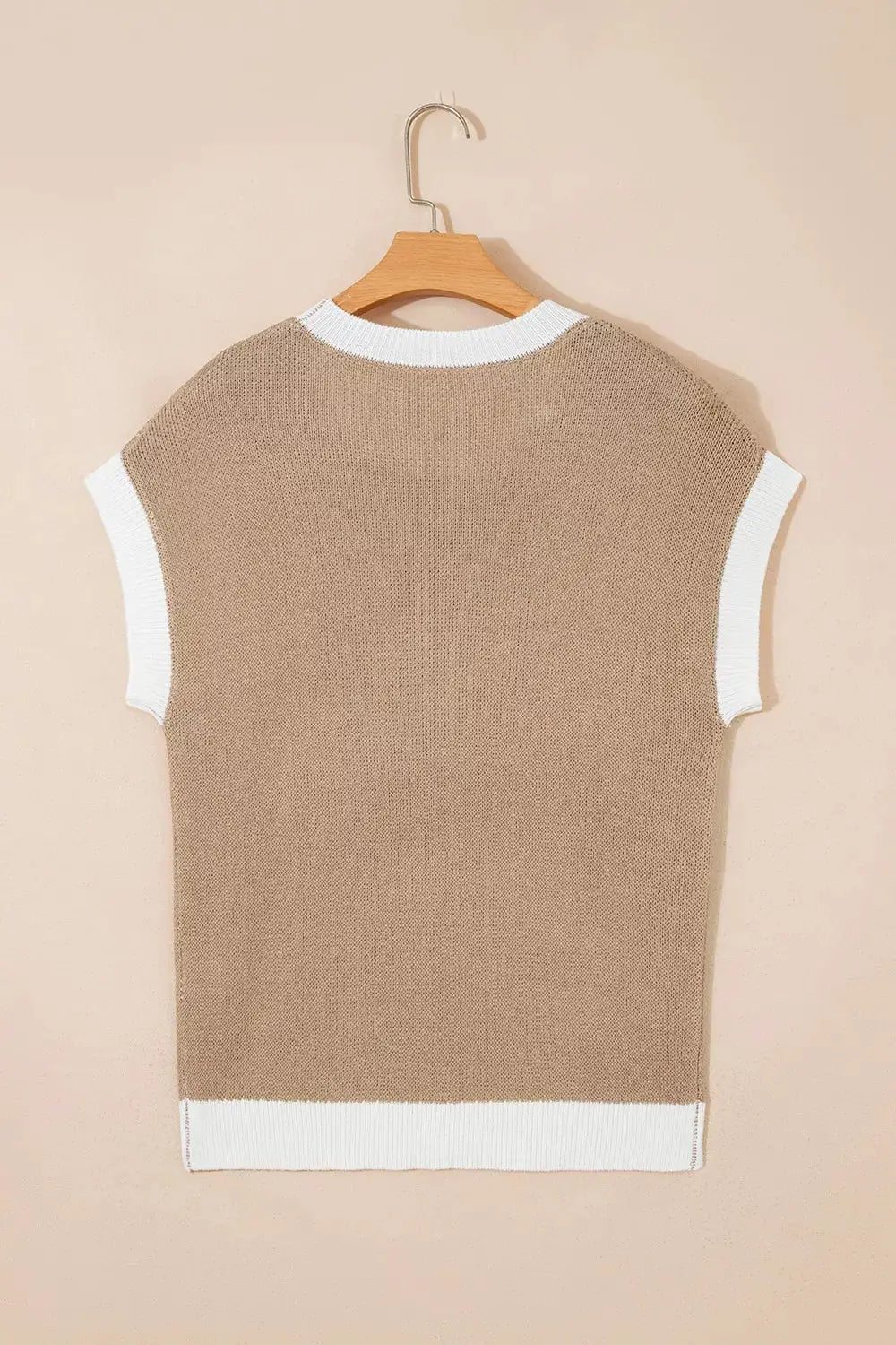 Horse Shoe Pattern Contrast Trim Short Sleeve Sweater by Trendsi