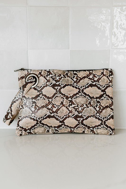 ALEXA OVERSIZED CLUTCH WITH WRISTLET - Bitsy Gypsy Boutique