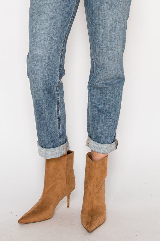 AT2102BFM - MID RISE MODERN BOYFRIEND JEANS - Bitsy Gypsy Boutique