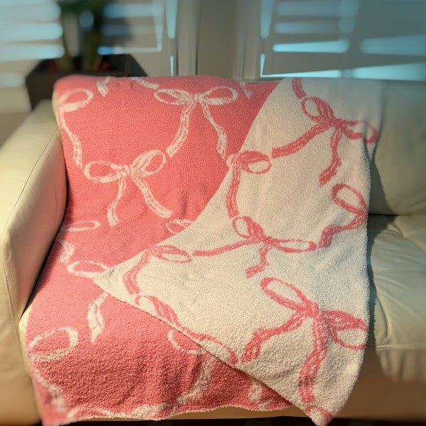 Bow Scalloped Coziest Blanket - Bitsy Gypsy Boutique