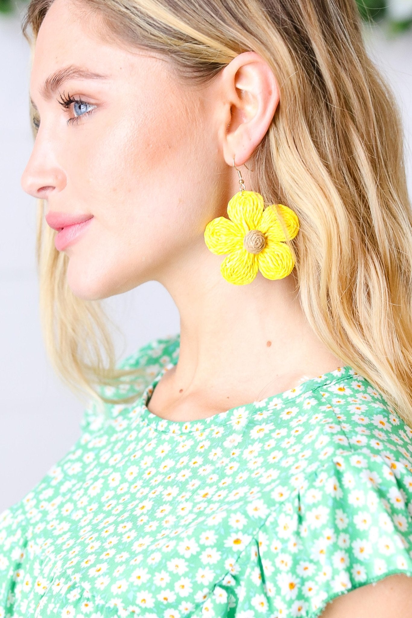 Canary Handwoven Straw Flower Dangle Earrings - Bitsy Gypsy Boutique