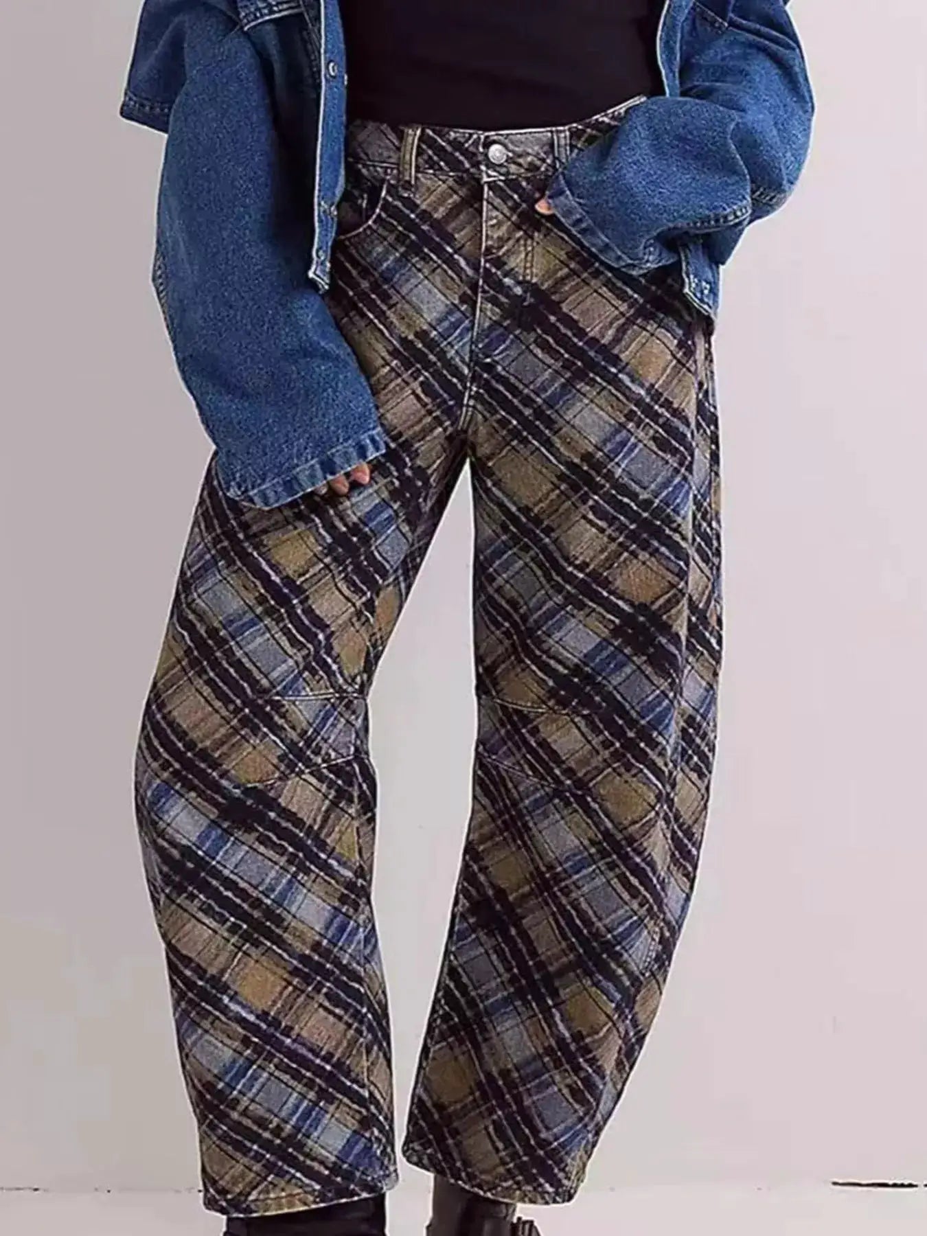 Printed Wide-Leg Jeans by Trendsi