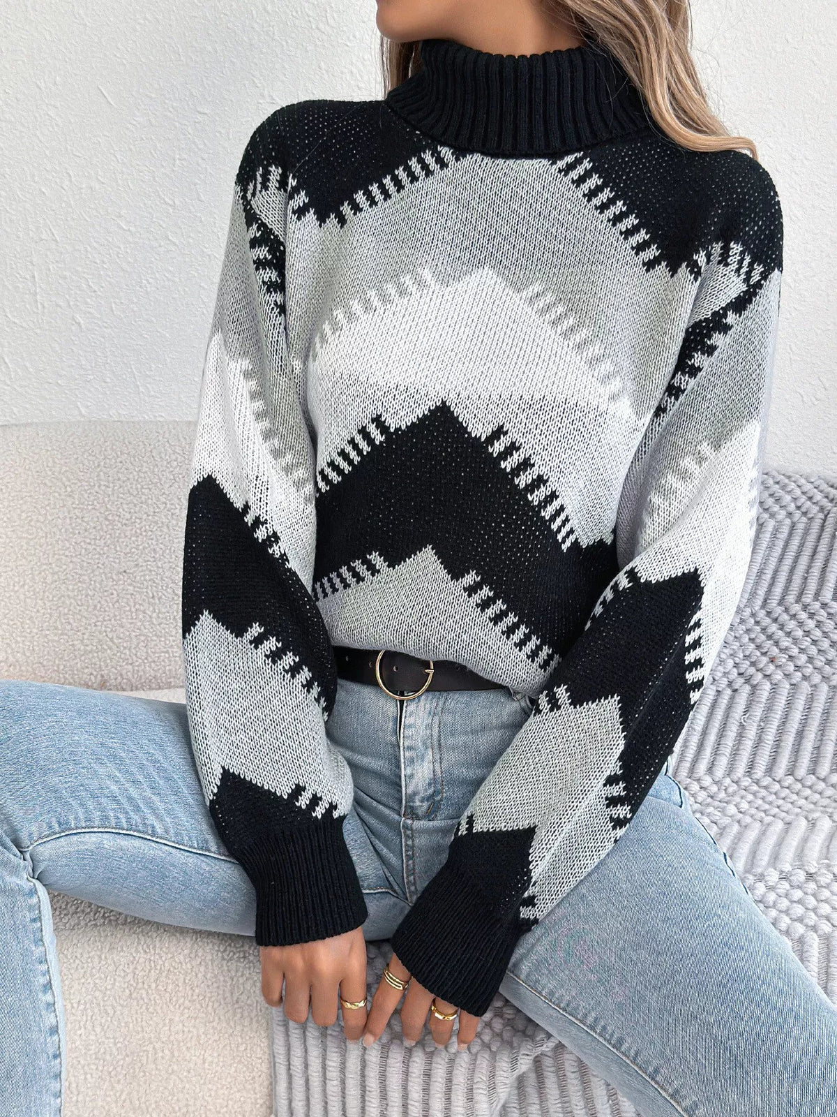 Chevron Pattern Turtleneck Sweater - Bitsy Gypsy Boutique