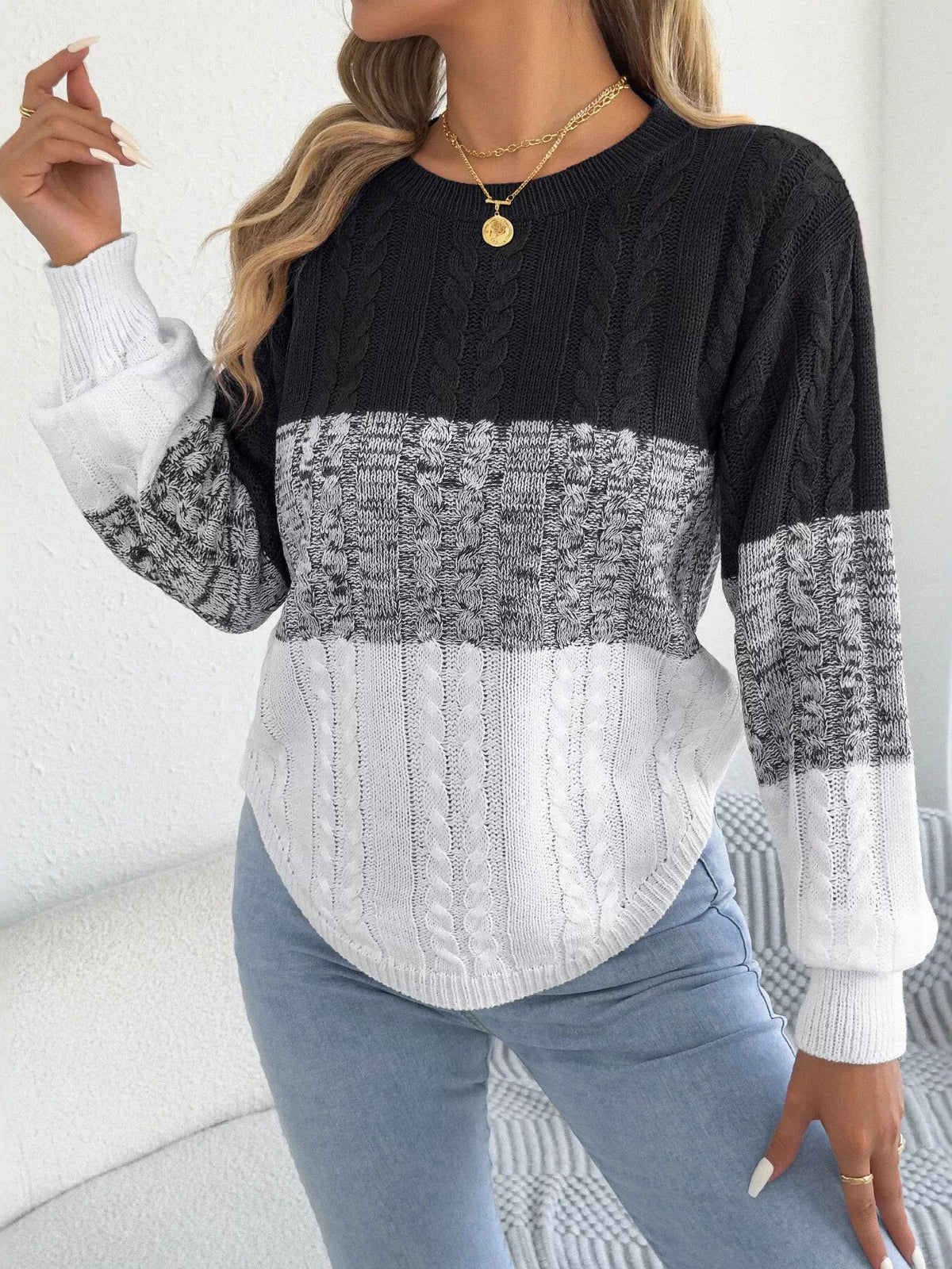 Colorblock Cable Knit Round Neck Sweater - Bitsy Gypsy Boutique