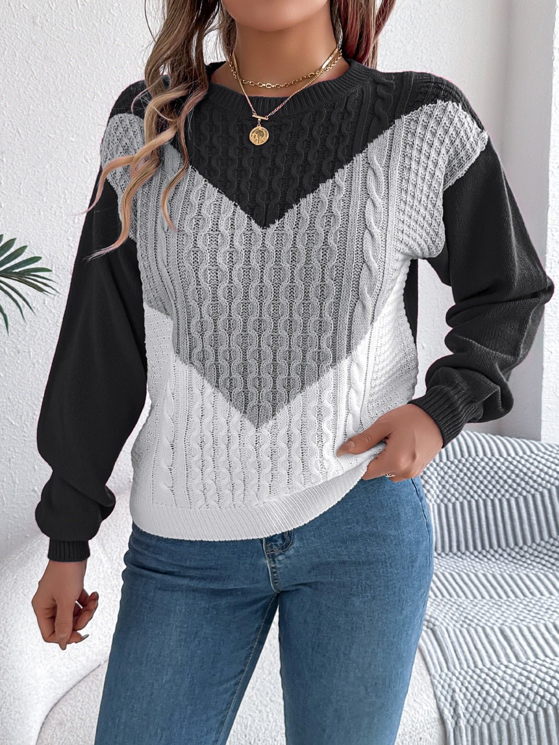 Contrast Round Neck Long Sleeve Sweater - Bitsy Gypsy Boutique