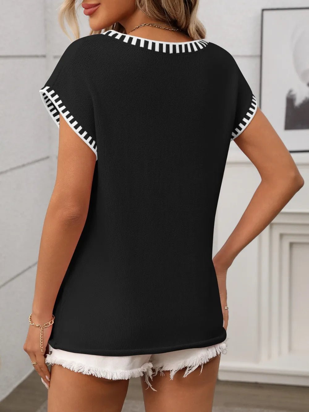 Contrast Trim V - Neck Short Sleeve Knit Top - Bitsy Gypsy Boutique