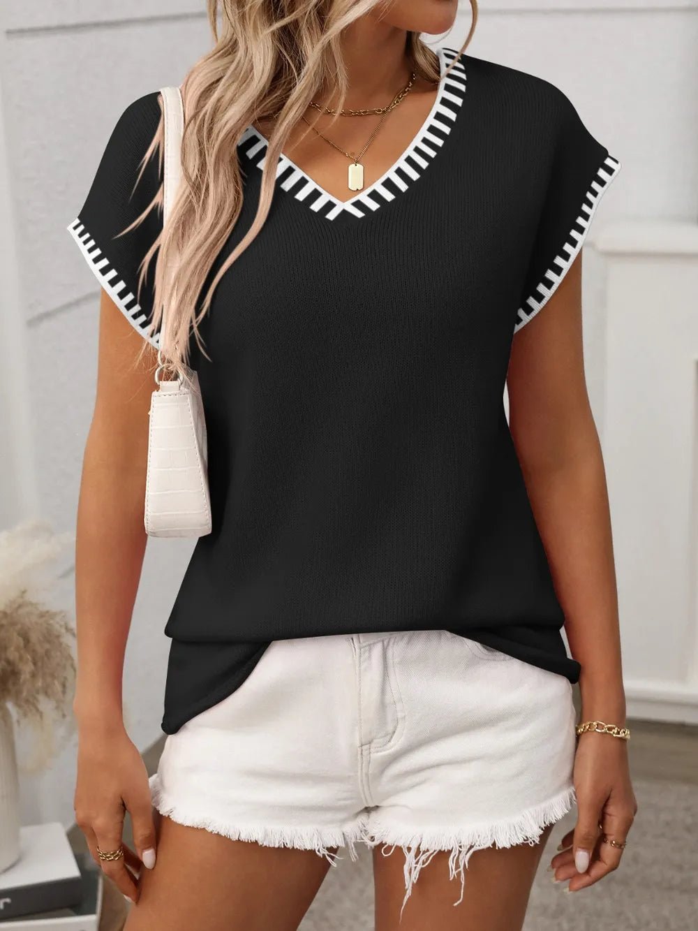 Contrast Trim V - Neck Short Sleeve Knit Top - Bitsy Gypsy Boutique