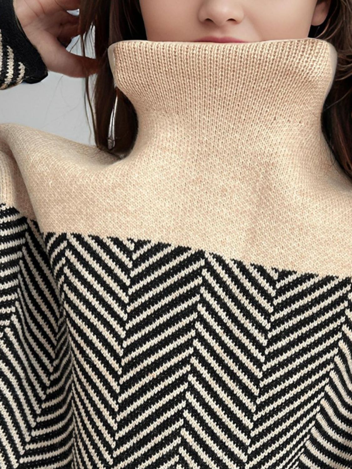 Contrast Turtleneck Long Sleeve Sweater - Bitsy Gypsy Boutique