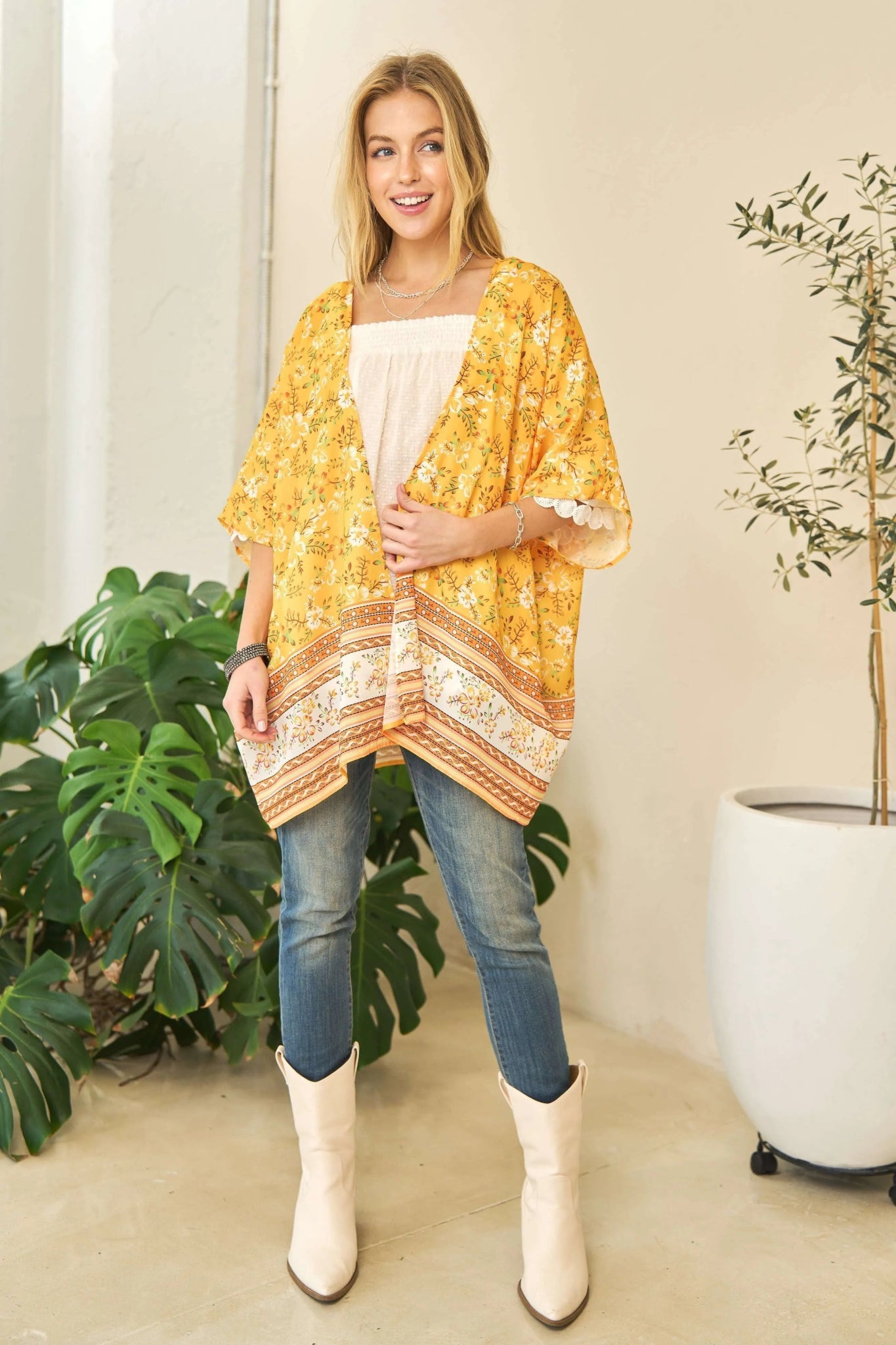 Davi & Dani Floral Printed Short Sleeve Loose Fit Kimono Cover Up - Bitsy Gypsy Boutique