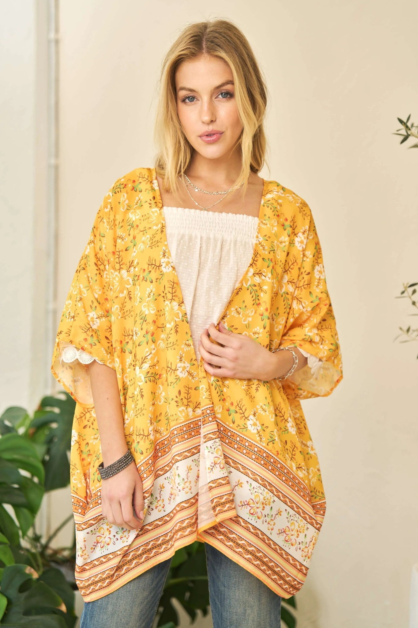 Davi & Dani Floral Printed Short Sleeve Loose Fit Kimono Cover Up - Bitsy Gypsy Boutique