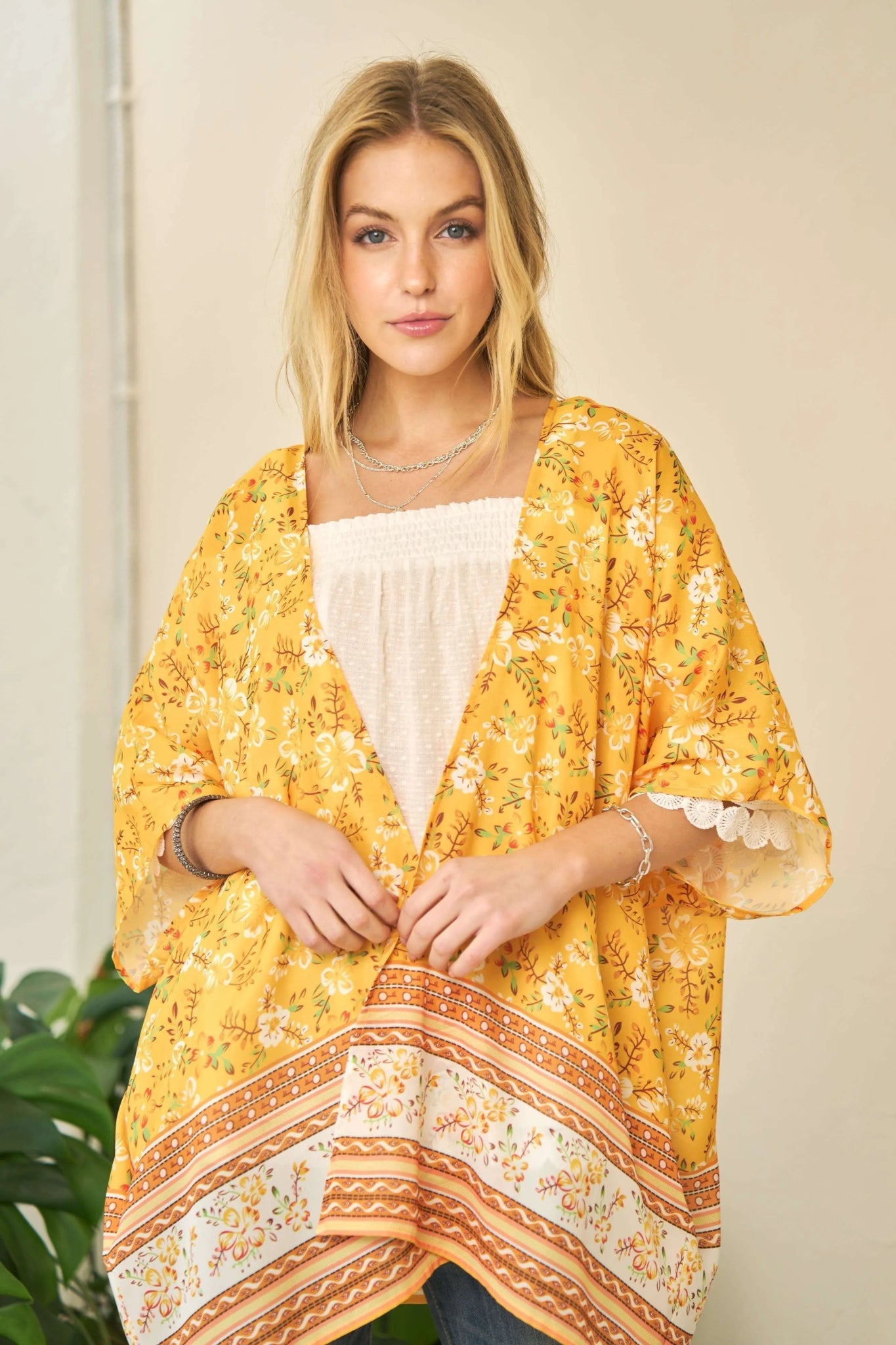 Davi & Dani Floral Printed Short Sleeve Loose Fit Kimono Cover Up - Bitsy Gypsy Boutique