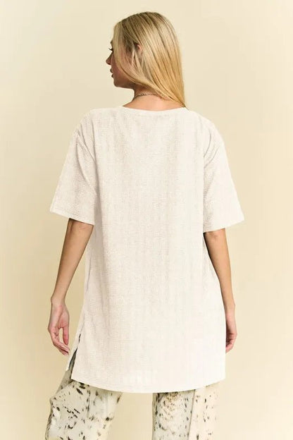 Davi & Dani Short Sleeve Side Slit T-Shirt with Pockets - Bitsy Gypsy Boutique