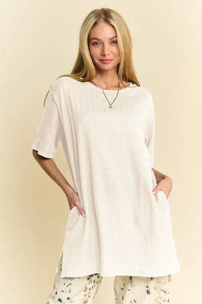 Davi & Dani Short Sleeve Side Slit T-Shirt with Pockets - Bitsy Gypsy Boutique