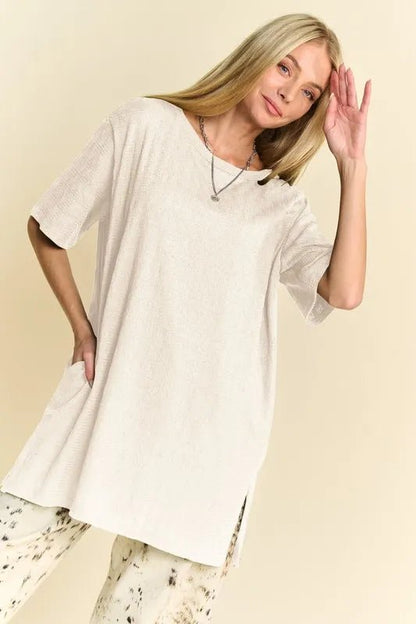 Davi & Dani Short Sleeve Side Slit T-Shirt with Pockets - Bitsy Gypsy Boutique