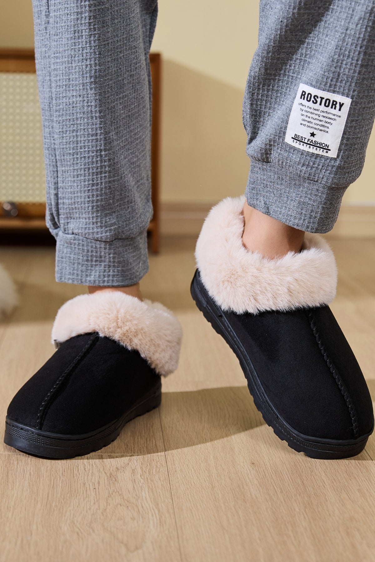 Faux Fur Round Toe Platform Slippers - Bitsy Gypsy Boutique