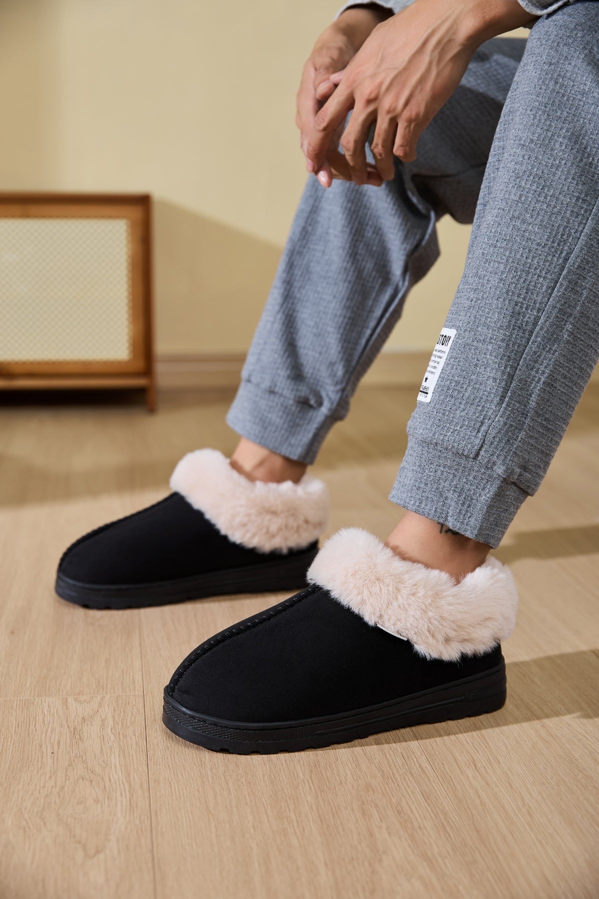 Faux Fur Round Toe Platform Slippers - Bitsy Gypsy Boutique