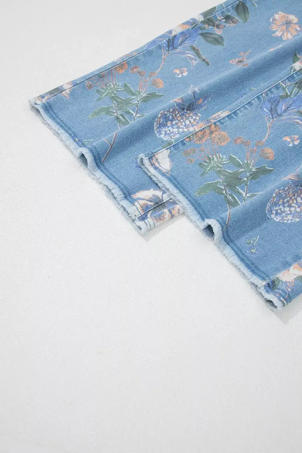 Floral Print Wide-Leg Jeans by Trendsi