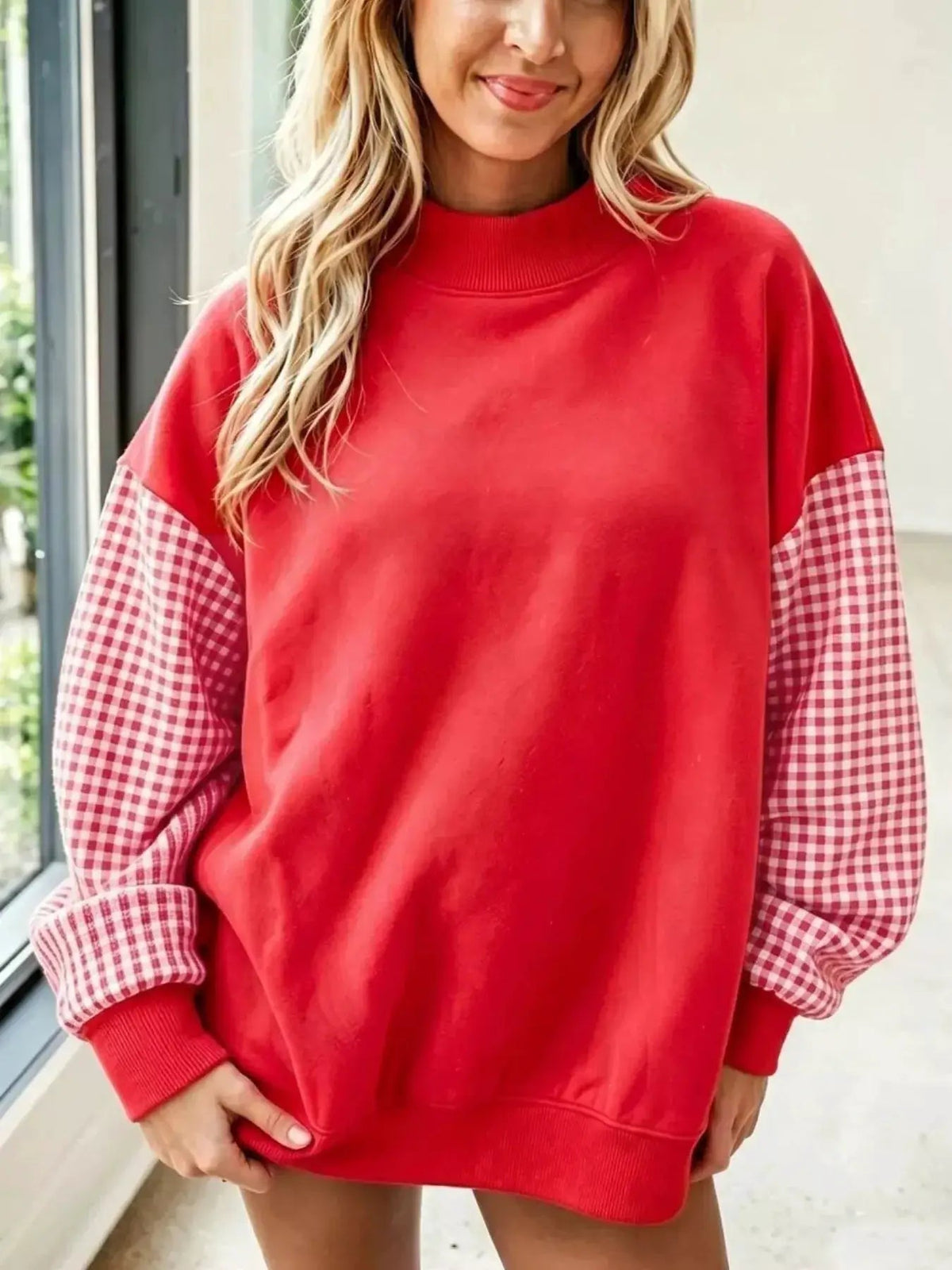 Gingham Sleeves Round Neck Sweatshirt - Bitsy Gypsy Boutique