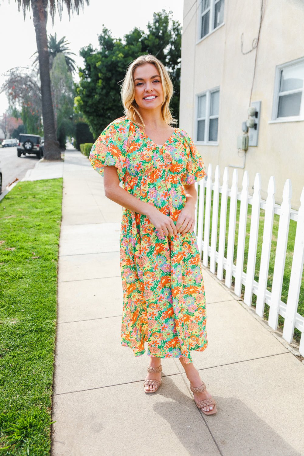 Hello Beautiful Sage Elastic V Neck Tiered Daisy Floral Maxi Dress - Bitsy Gypsy Boutique