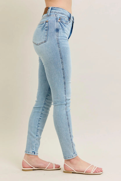 Judy Blue Full Size Mr Tummy Control Vintage Wash Skinny Jeans - Bitsy Gypsy Boutique