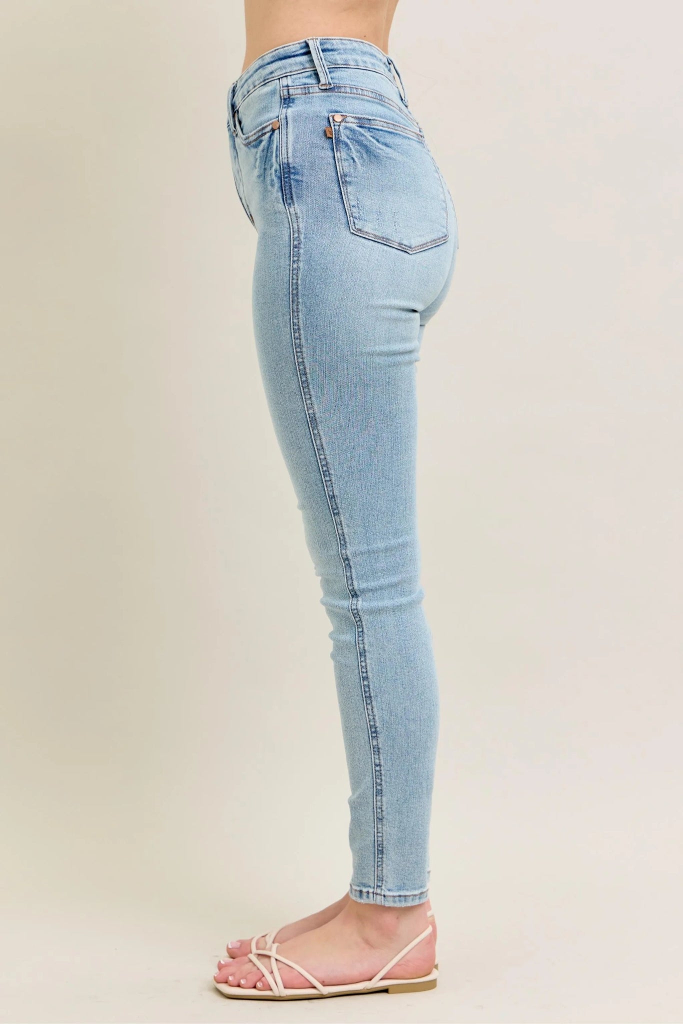 Judy Blue Full Size Mr Tummy Control Vintage Wash Skinny Jeans - Bitsy Gypsy Boutique