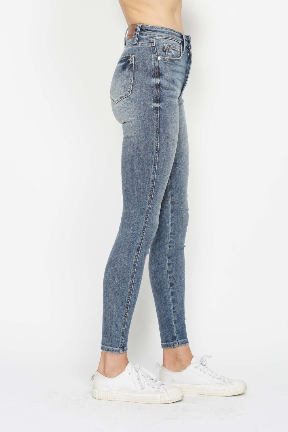 Judy Blue Full Size Tummy Control Contrast Wash Skinny Jeans - Bitsy Gypsy Boutique