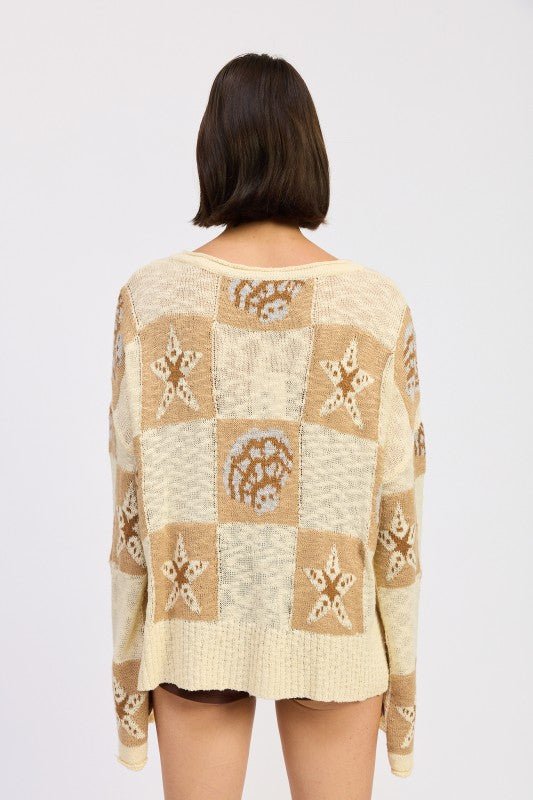 LOOSE FIT GRAPHIC LONG SLEEVE SWEATER - Bitsy Gypsy Boutique