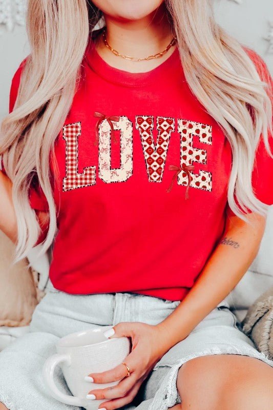 Love Pattern Valentine Graphic Tee - Bitsy Gypsy Boutique