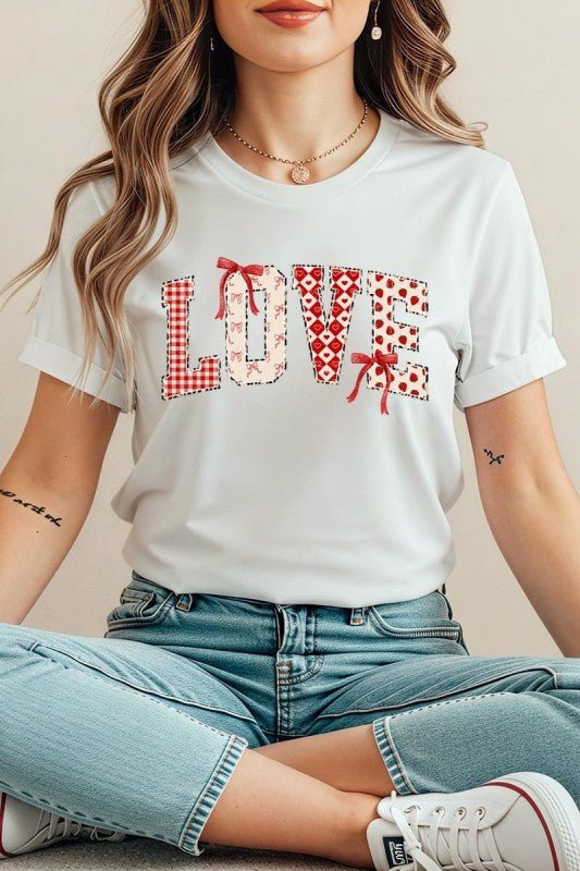 Love Pattern Valentine Graphic Tee - Bitsy Gypsy Boutique