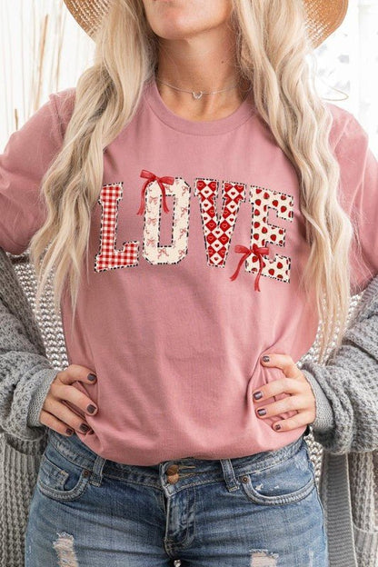 Love Pattern Valentine Graphic Tee - Bitsy Gypsy Boutique