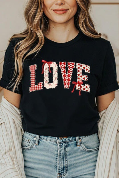 Love Pattern Valentine Graphic Tee - Bitsy Gypsy Boutique