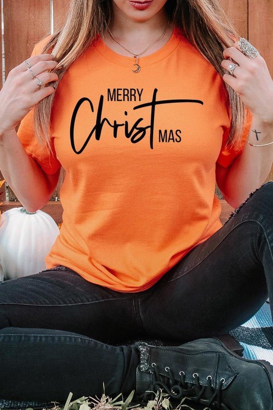 Merry Christmas Graphic Tee - Bitsy Gypsy Boutique