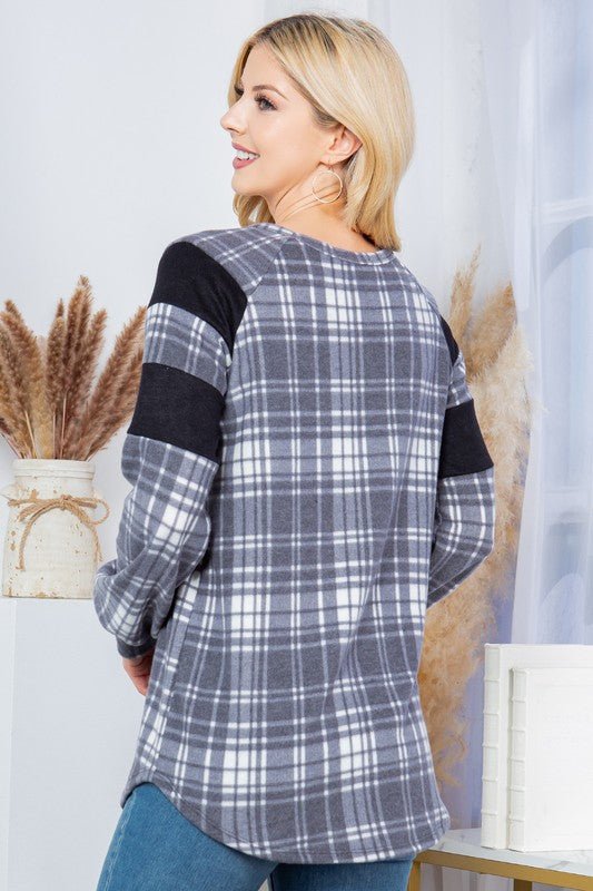Plaid Pullover Sweater - Bitsy Gypsy Boutique