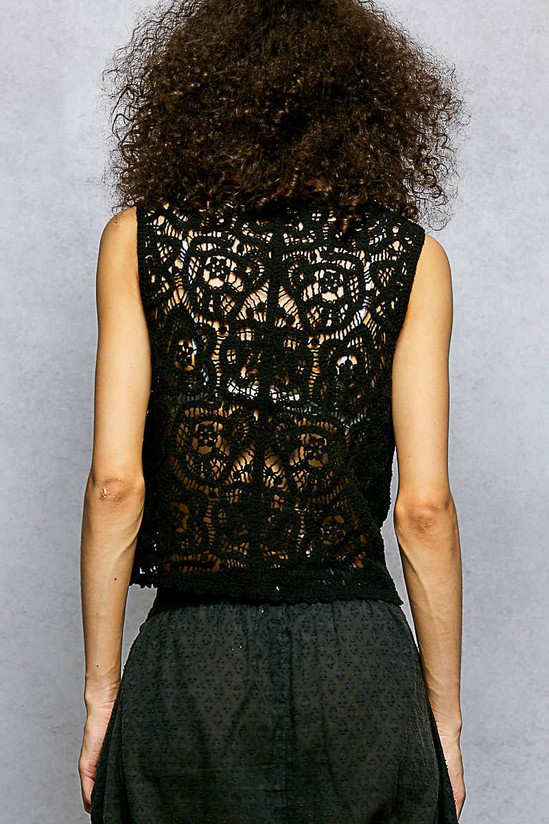 POL Button Down Cropped Crochet Vest with Scalloped Edge - Bitsy Gypsy Boutique