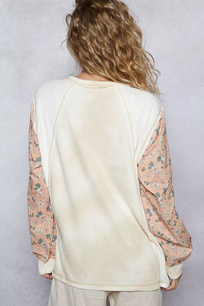 POL Exposed Seam Star Patch Thermal Top with Floral Sleeves - Bitsy Gypsy Boutique