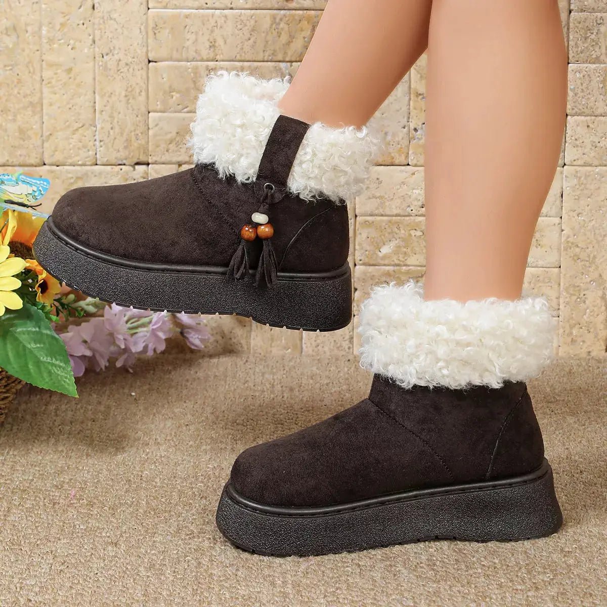 Round Toe Faux Fur Lined Boots - Bitsy Gypsy Boutique