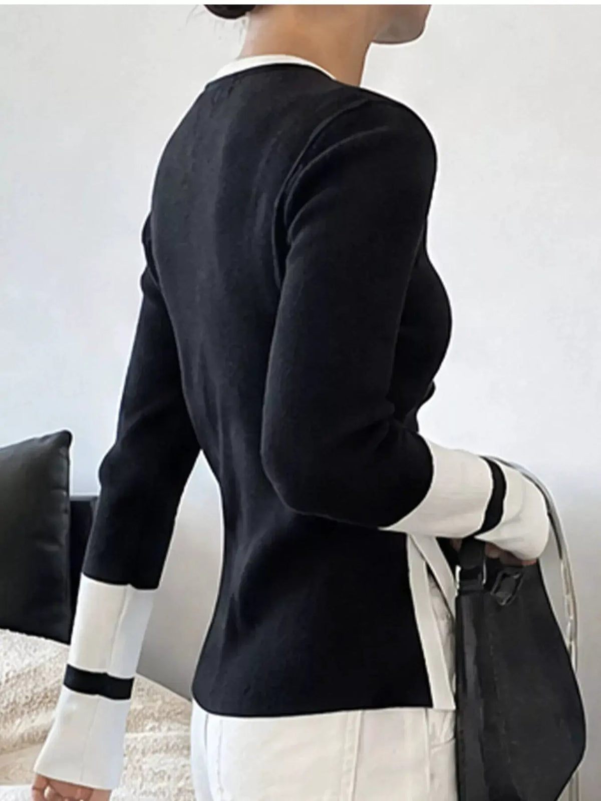 Side Slit Contrast Trim Sweater - Bitsy Gypsy Boutique