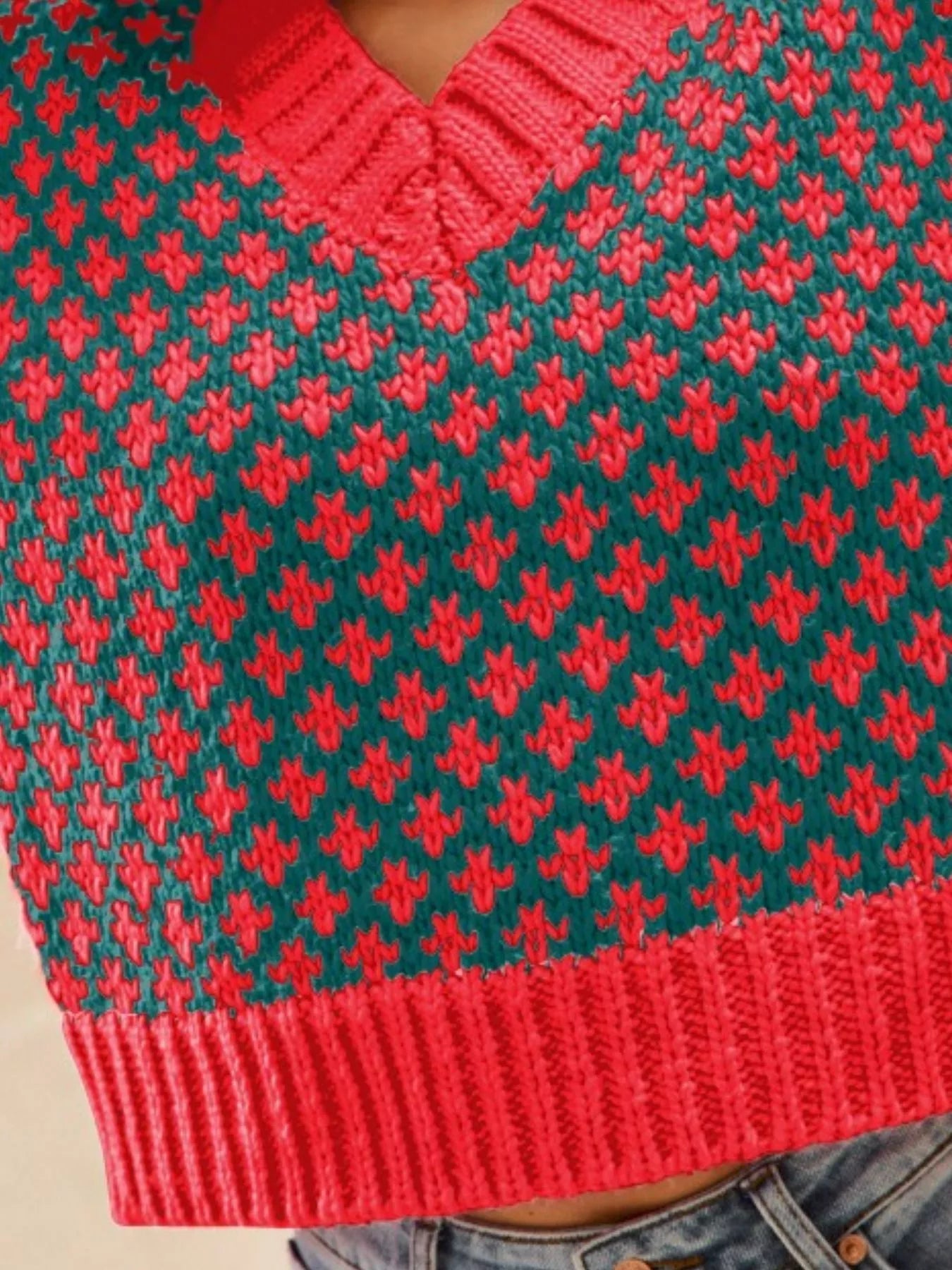 SO ME Color Block Textured Christmas Sweater V Neck Top - Bitsy Gypsy Boutique