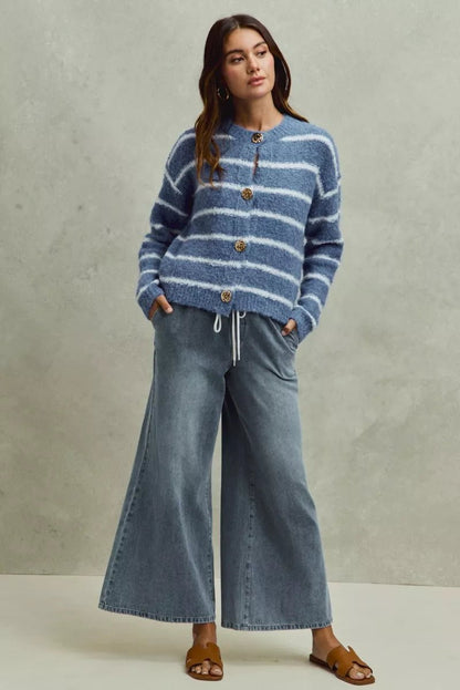 SO ME Mid Rise Elastic Waist Flare Denim Jeans - Bitsy Gypsy Boutique