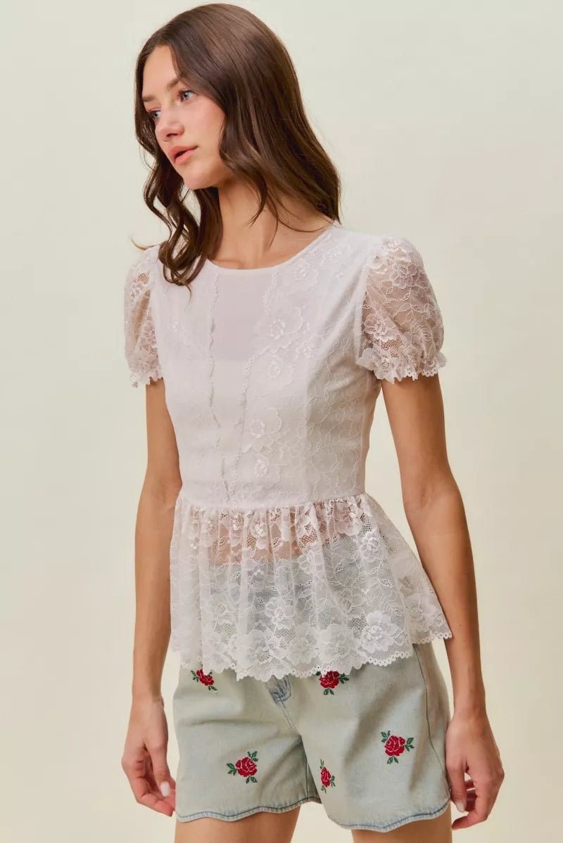 SO ME Rose Embroidery High Rise Scallop Hem Denim Shorts - Bitsy Gypsy Boutique