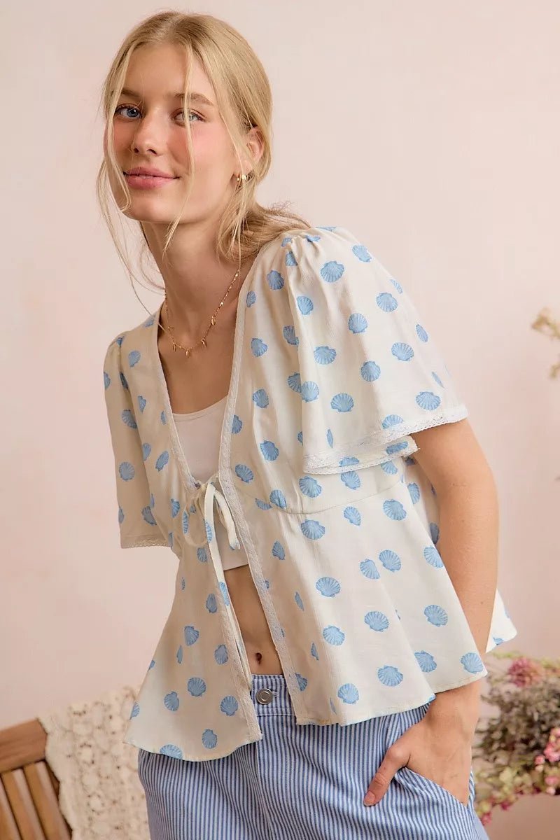 SO ME Shell Print Tie Front Flutter Sleeves Blouse Top - Bitsy Gypsy Boutique