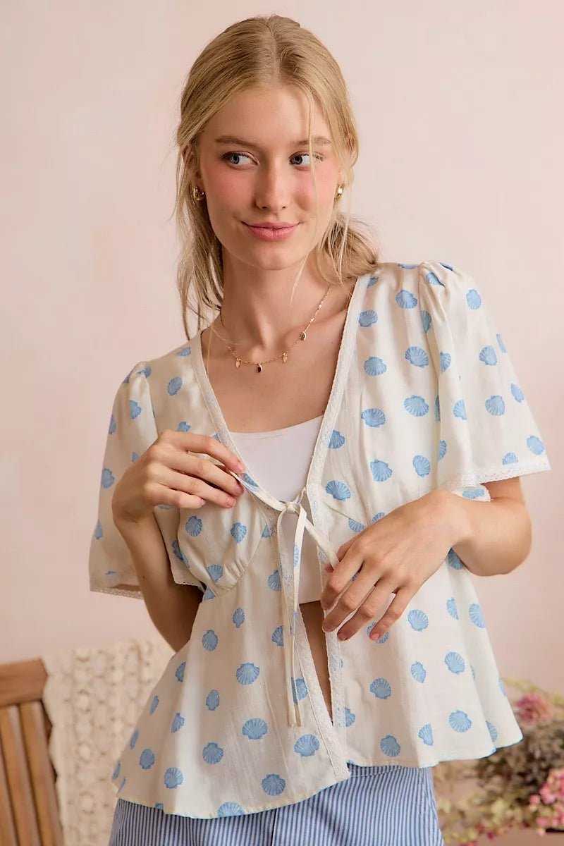 SO ME Shell Print Tie Front Flutter Sleeves Blouse Top - Bitsy Gypsy Boutique