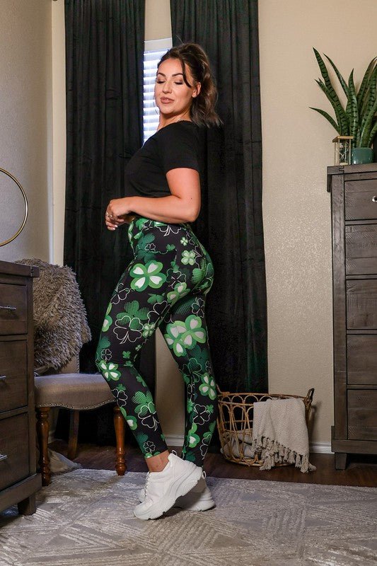 St Patricks Day Shamrock Leggings - Bitsy Gypsy Boutique