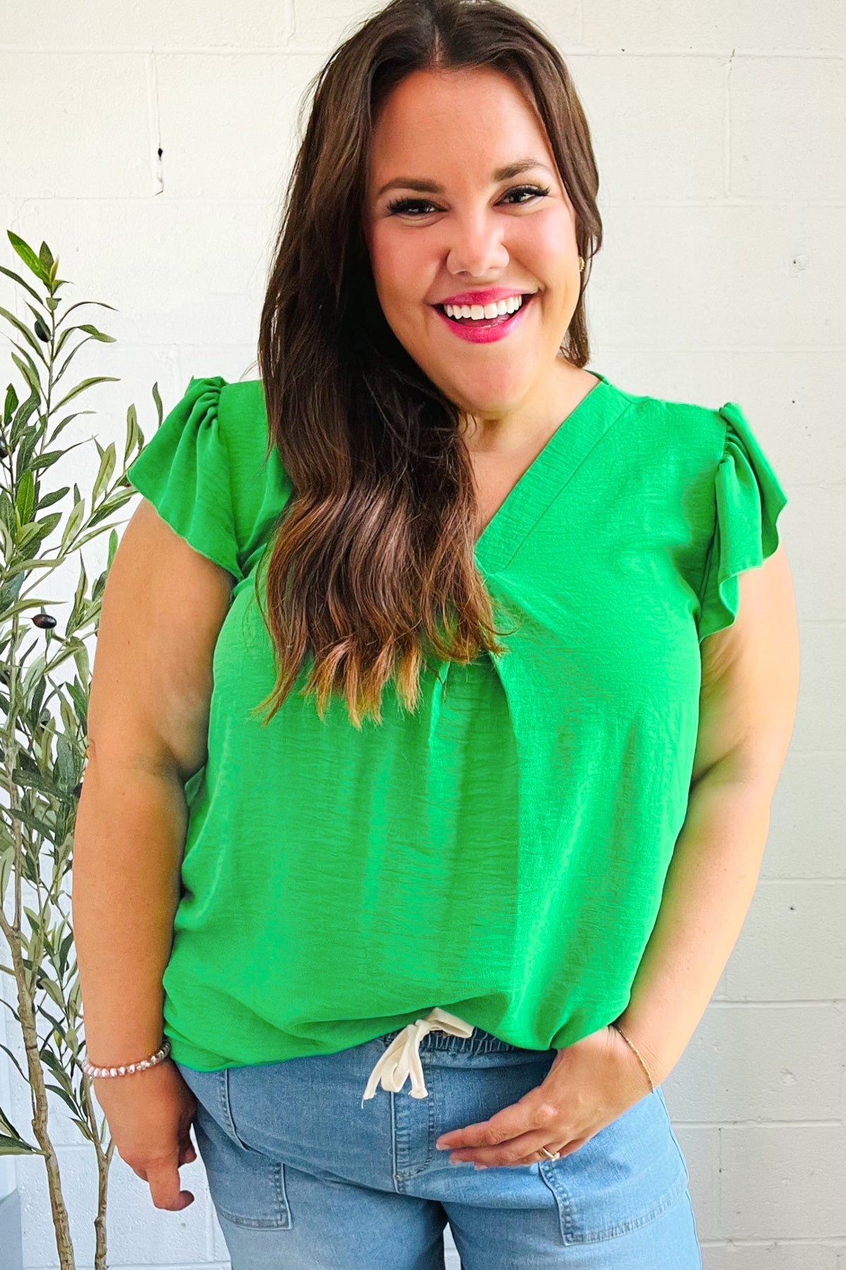 Sunny Days Kelly Green Banded V Neck Flutter Sleeve Top - Bitsy Gypsy Boutique