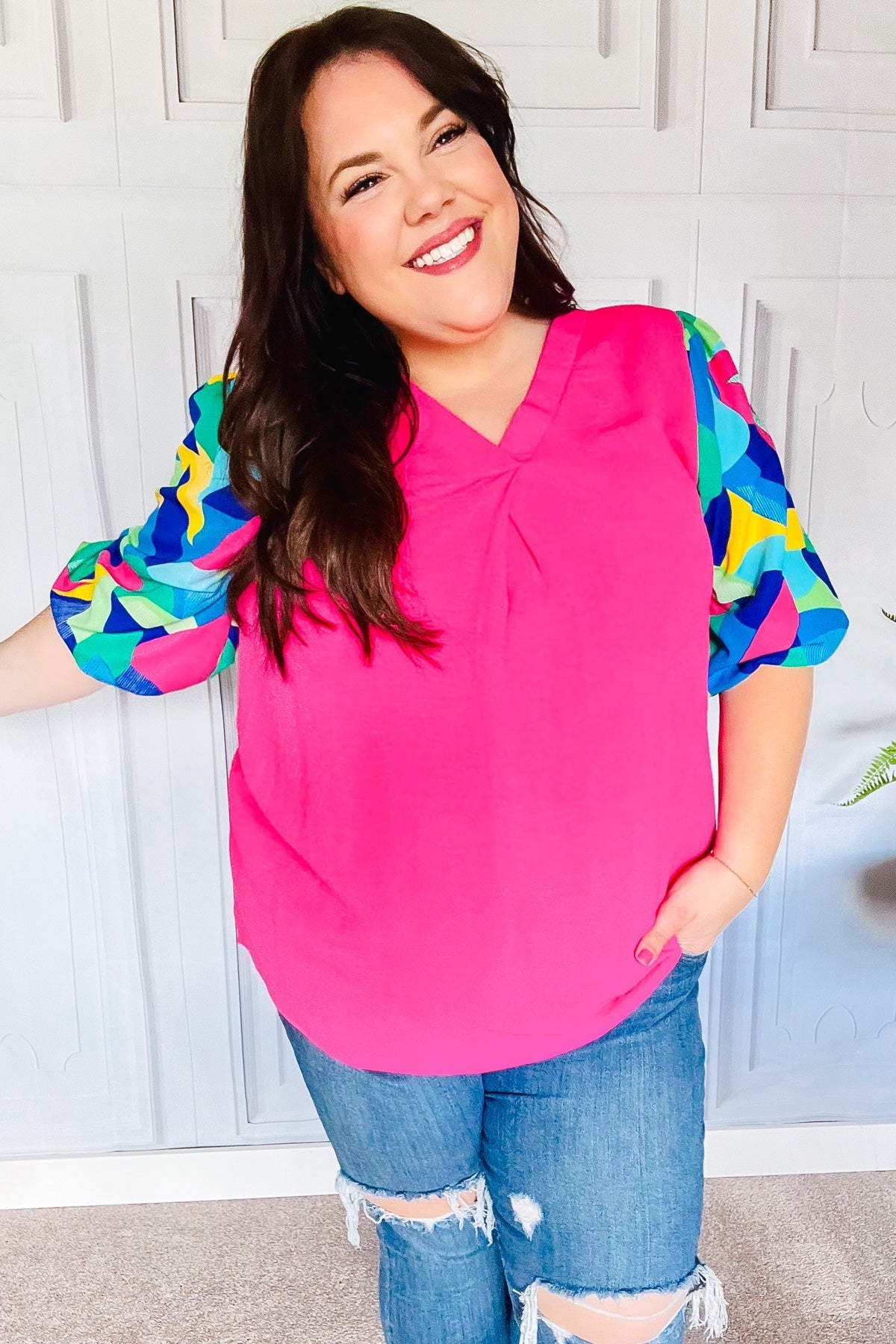 Tell Your Story Fuchsia Geo Print Puff Sleeve V Neck Top - Bitsy Gypsy Boutique
